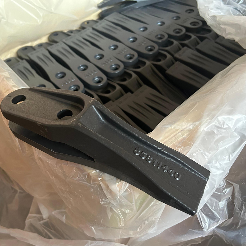  Professional Factory in Manufacturing Factory Price 85811440 Excavator Dozer G.E.T. Parts Bucket Teeth