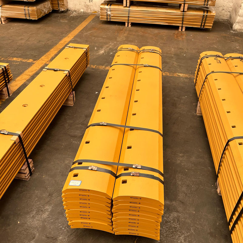  The Motor Grader Blade 4T2231 Including Bolt on Cutting Edge for Bucket