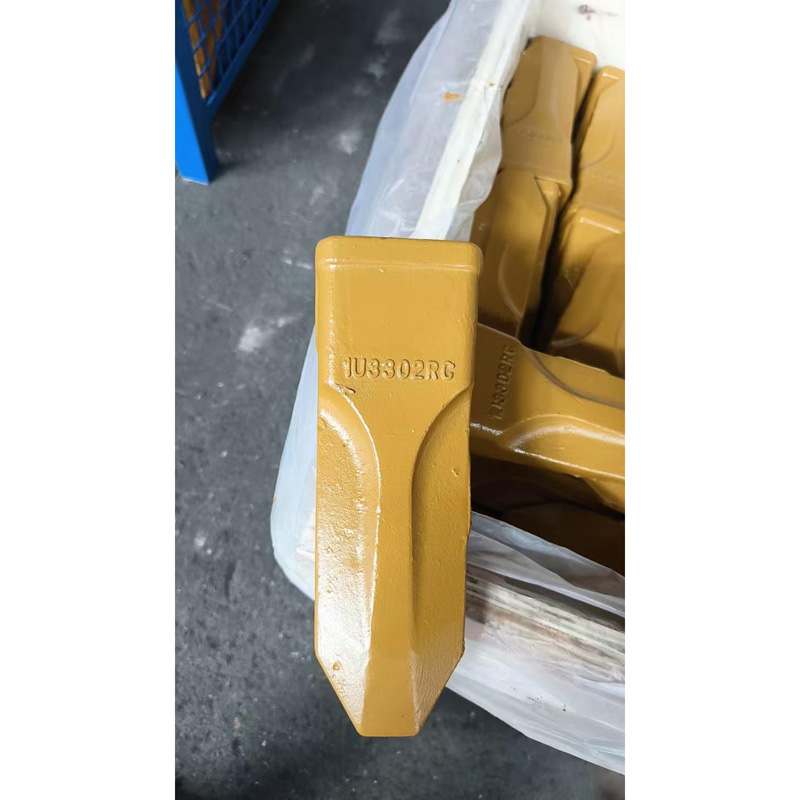 Excavator Bucket Teeth 1U3302RC 1U3352RC 1U3202RC 1U3252RC Bucket Tip Excavator Cast Tooth